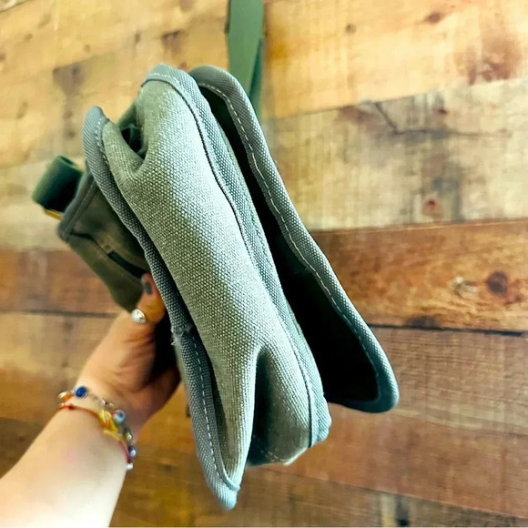 New Unisex Rare Vintage Y2K Diesel Distressed Crossbody Mulitpocket Military Bag - Picture 6 of 14